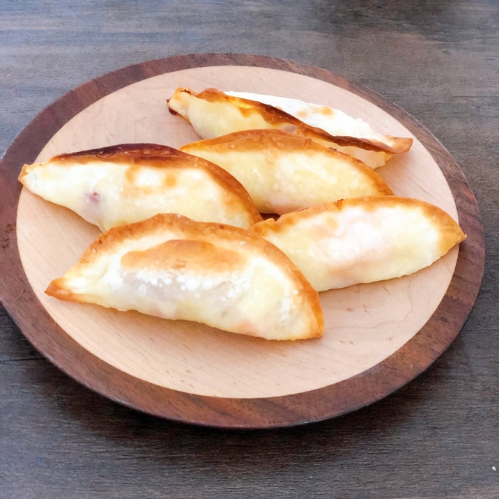 餃子の皮で!トースターでポテトチーズサモサ風♪